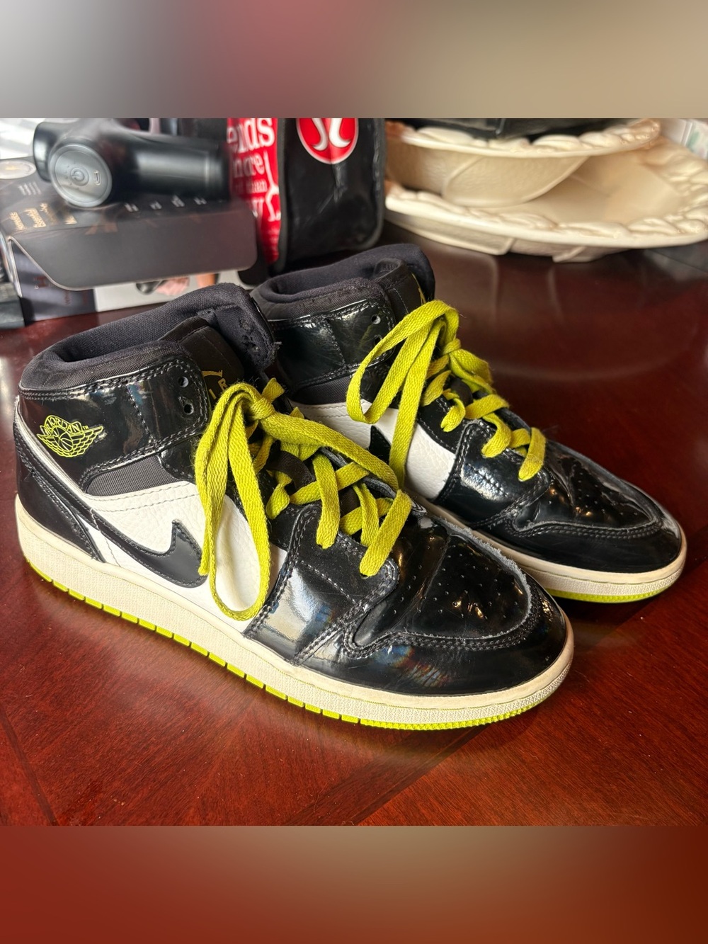Jordan 1 Mid Black Cyber Kid’s 6.5Y
